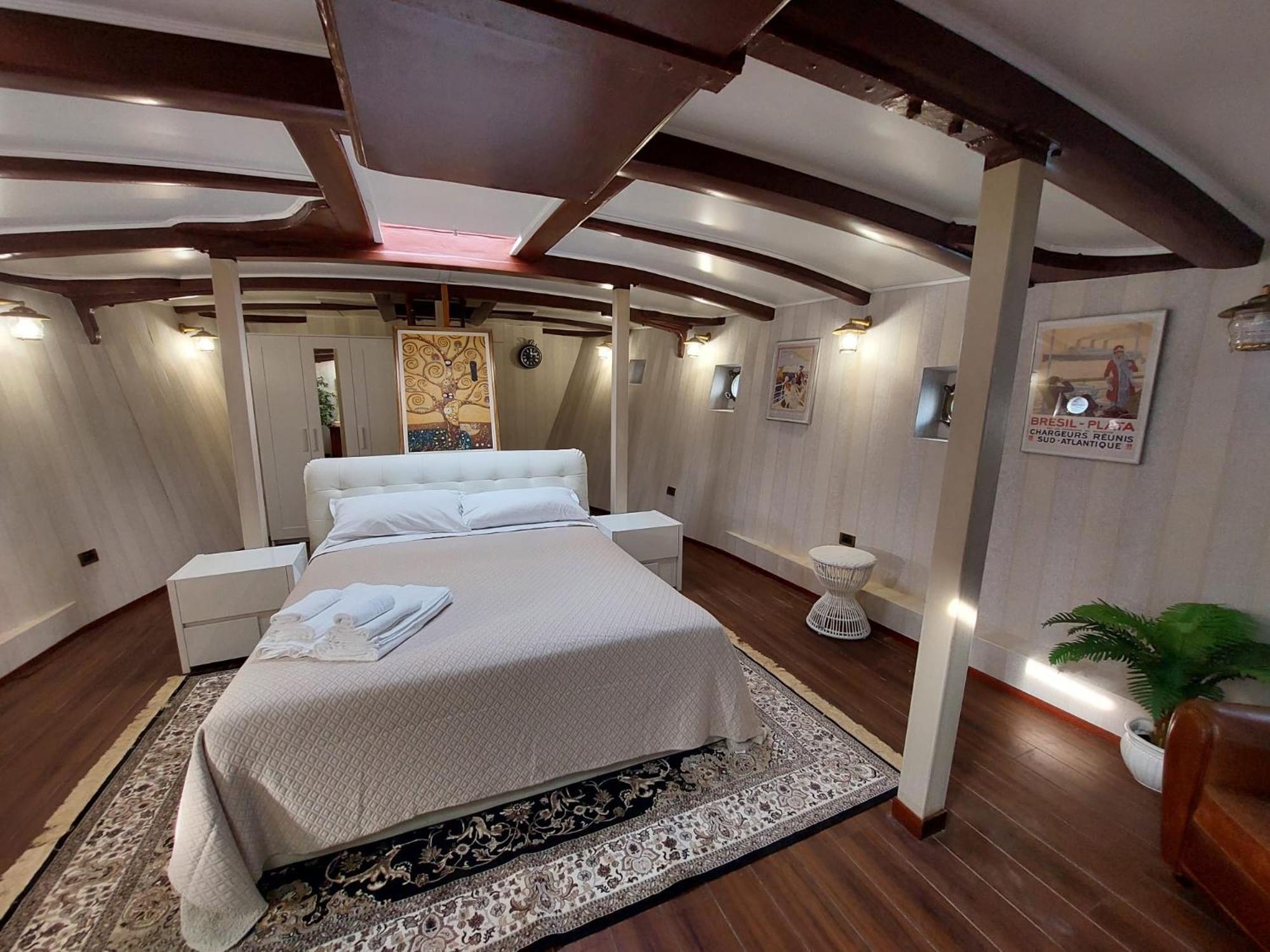 House Boat Rimini Resort Bagian luar foto